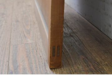 アンティーク建具　上手物!!　杉材　柾目の美しい横桟付き板戸扉1枚(ドア、木製扉)(R-068872)