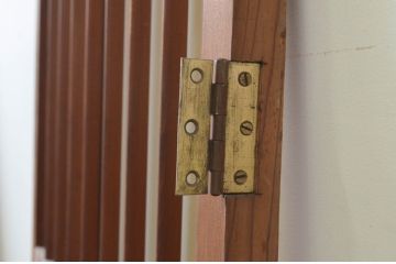 アンティーク建具　和風の空間づくりにおすすめの幅狭板戸扉1枚(木製扉、ドア)(R-068873)