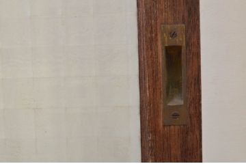 アンティーク建具　レトロな雰囲気が魅力のチェッカーガラス窓1枚(ガラス戸、引き戸)(R-068876)