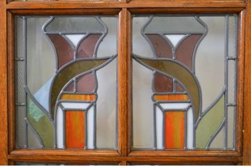 イギリスアンティーク　オーク材　色鮮やかなデザインが目を惹く、重厚感あるステンドグラスの両開きドア1対2枚セット(扉、建具、英国)(R-068877)