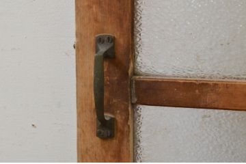 アンティーク建具　レトロな雰囲気を醸し出す背の低いガラス扉1枚(木製扉、ドア)(R-068878)