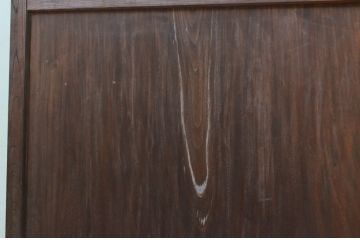 アンティーク建具　総欅(ケヤキ)材一枚板　経年を感じさせる木味が魅力の板戸窓2枚セット(引き戸)(R-068881)