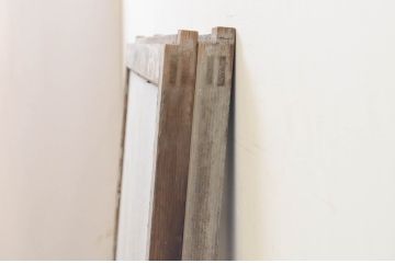 アンティーク建具　上品なデザインのもみじの彫刻入り格子窓2枚セット(ガラス戸、格子戸、引き戸)(R-068889)
