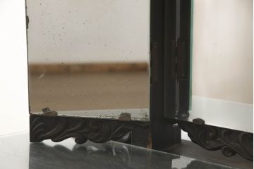 和製アンティーク　高級品!!　希少　隅々まで丁寧に施された彫刻デザインが魅力のドレッサー(鏡台、三面鏡、ミラー)(R-068909)