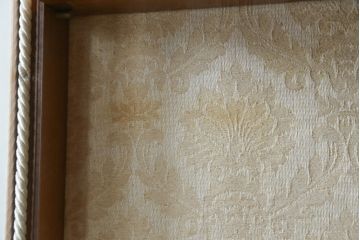 中古　美品!!　イタリア高級輸入家具　バーズアイの杢目が美しい象嵌入り大型キャビネット(収納棚、飾り棚、戸棚、ガラスケース、ショーケース、店舗什器)(R-068911)