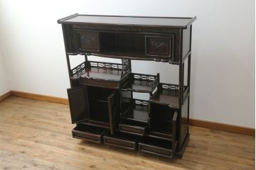 中古　黒檀無垢材　上質なこだわりの空間づくりにおすすめの飾り棚(茶棚、戸棚、収納棚、違い棚)(R-068919)