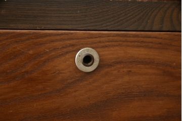 和製アンティーク　中桐材　観音扉　レトロな佇まいの衣装盆付きチェスト(和タンス、衣装箪笥、収納タンス、整理たんす、引き出し、着物箪笥)(R-068923)