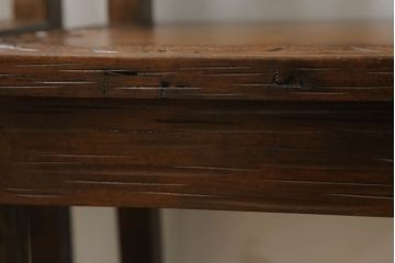 中古　民芸家具　軽井沢彫り　和モダンな佇まいが魅力のチェア2脚セット(板座チェア、椅子、イス、ダイニングチェア)(R-068925)