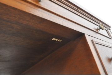 中古　DREXEL HERITAGE(ドレクセルヘリテイジ)　Triune(トライユン)　モダンクラシックなデザインが素敵なニーホールデスク(両袖デスク、机、ワークデスク、在宅用、在宅ワーク用、店舗什器)(定価約41万円)(R-068928)