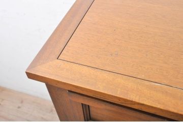 中古　DREXEL HERITAGE(ドレクセルヘリテイジ)　Triune(トライユン)　気品溢れるエレガントなマホガニー材製チェスト(引き出し、サイドボード、サイドチェスト)(R-068929)