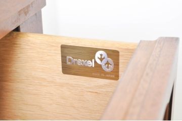 中古　DREXEL HERITAGE(ドレクセルヘリテイジ)　Triune(トライユン)　気品溢れるエレガントなマホガニー材製チェスト(引き出し、サイドボード、サイドチェスト)(R-068929)