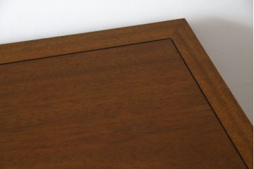 中古　DREXEL HERITAGE(ドレクセルヘリテイジ)　Triune(トライユン)　気品溢れるエレガントなマホガニー材製チェスト(引き出し、サイドボード、サイドチェスト)(R-068931)