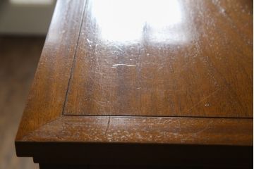 中古　DREXEL HERITAGE(ドレクセルヘリテイジ)　Triune(トライユン)　気品溢れるエレガントなマホガニー材製チェスト(引き出し、サイドボード、サイドチェスト)(R-068931)