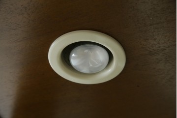 中古　カリモク(karimoku)　domani(ドマーニ)　Morganton(モーガントン)　シックな色合いと品のある佇まいが魅力のキャビネット　定価約74万円　(R-068932)