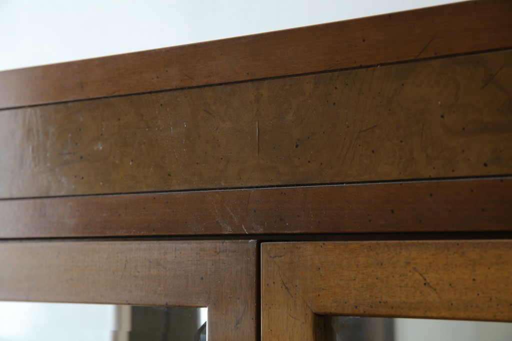 中古　カリモク(karimoku)　domani(ドマーニ)　Morganton(モーガントン)　シックな色合いと品のある佇まいが魅力のキャビネット　定価約74万円　(R-068932)