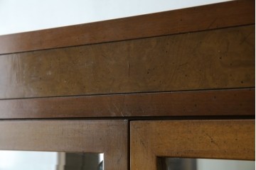 中古　カリモク(karimoku)　domani(ドマーニ)　Morganton(モーガントン)　シックな色合いと品のある佇まいが魅力のキャビネット　定価約74万円　(R-068932)