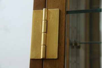 中古　カリモク(karimoku)　domani(ドマーニ)　Morganton(モーガントン)　シックな色合いと品のある佇まいが魅力のキャビネット　定価約74万円　(R-068932)