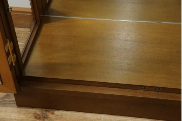 中古　カリモク(karimoku)　domani(ドマーニ)　Morganton(モーガントン)　シックな色合いと品のある佇まいが魅力のキャビネット　定価約74万円　(R-068932)