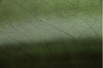 中古　スペイン製　バロッサバレンティ(VARO,S.A. VALENTI)　本革のシックな色合いが魅力!落ち着きのある大人の空間を演出する2人掛けソファ(2Pソファ、二人掛け、レザー)(定価約110万円)(R-068937)