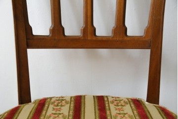 中古　DREXEL HERITAGE(ドレクセルヘリテイジ)　ストライプ柄のファブリックが目を引くアームレスチェア(ダイニングチェア、椅子、イス)(R-068939)