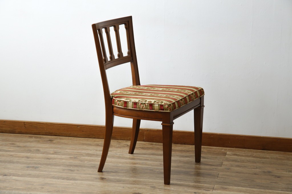 中古　DREXEL HERITAGE(ドレクセルヘリテイジ)　ストライプ柄のファブリックが目を引くアームレスチェア(ダイニングチェア、椅子、イス)(R-068939)