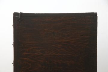 アンティーク家具　アジアン家具　希少!!　李朝　朝鮮美術　松材　無垢材　金具の立派なバンダチ(バンダジ、半閉櫃、銭箱、李朝箪笥、時代箪笥、収納箪笥、収納棚、サイドボード)(R-068943)