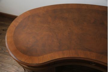 中古　DREXEL HERITAGE(ドレクセルヘリテイジ)　Cameo Classics(キャメオクラシックス)　高級感溢れるキドニーデスク(両袖デスク、机、ワークデスク、カウンターテーブル)(R-068952)