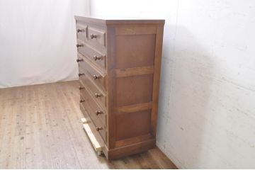 中古　美品　伊勢丹デパート取り扱い品　ナラ(楢)材　内部キリ(桐)材　品のある佇まいが美しい民芸風チェスト(引き出し、洋服タンス、収納箪笥)(定価約40万円)(R-068959)