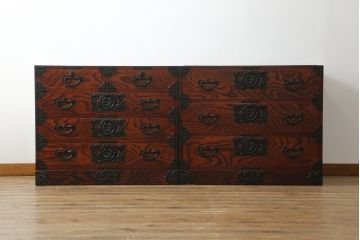 中古　岩谷堂箪笥　台輪付き　並べてローチェストとしても使える、2way重ね箪笥(引き出し、和箪笥、収納タンス、衣装たんす)(R-068961)