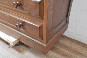 中古　伊勢丹デパート取り扱い品　ナラ(楢)材　内部キリ(桐)材　品のある佇まいが美しい民芸風和タンス(衣装箪笥、整理たんす、着物タンス、収納箪笥、引き出し)(定価約90万円)(R-068962)