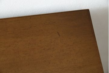 中古　希少!!　カリモク　domani(ドマーニ)　Morganton(モーガントン)　希少なライトコニャック色　ゴールドの引手が高級感を演出するドロワーチェスト(引き出し、サイドチェスト)(R-068963)