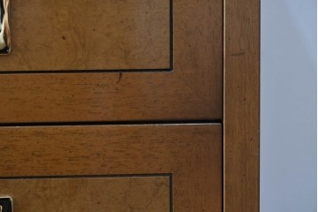 中古　カリモク　domani(ドマーニ)　Morganton(モーガントン)　希少なライトコニャック色　ゴールドの引手が高級感を演出するドロワーチェスト　(R-068964)