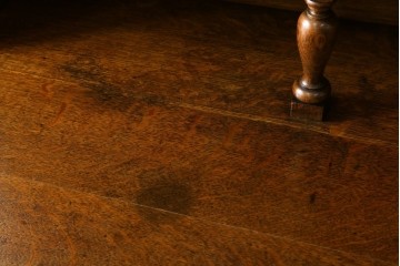 イギリスアンティーク　オーク材　立体的なガラスが魅力的なカップボード　(R-068972)