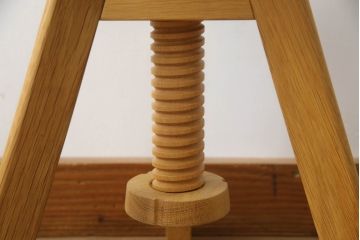 中古　美品　広松木工　どこにでも置けるシンプルなデザインが魅力のルメスツール(丸椅子、回転チェア、イス、椅子、サイドテーブル)(R-068973)