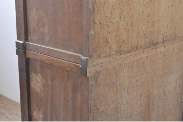 和製アンティーク　昭和レトロな雰囲気漂うシンプルな二段重ね収納棚(キャビネット、食器棚、本箱、書棚、戸棚)(R-068980)