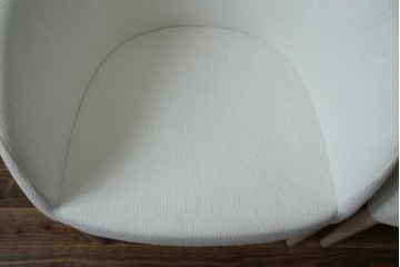 中古　短期展示品　極美品　相合家具製作所(SOGOKAGU)　マーガレット(MARGUERITE)　シンプルなデザインが魅力的なアームチェア2脚セット　(R-068988)