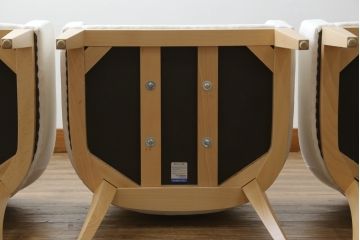 中古　短期展示品　美品　相合家具製作所(SOGOKAGU)　パルマ(PALMA)　シンプルなデザインが魅力的なアームチェア4脚セット(一人掛けソファ、1人掛けソファ、ラウンジチェア、パーソナルチェア)(R-068989)