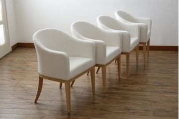 中古　短期展示品　美品　相合家具製作所(SOGOKAGU)　パルマ(PALMA)　シンプルなデザインが魅力的なアームチェア4脚セット(一人掛けソファ、1人掛けソファ、ラウンジチェア、パーソナルチェア)(R-068990)