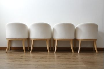 中古　短期展示品　美品　相合家具製作所(SOGOKAGU)　パルマ(PALMA)　シンプルなデザインが魅力的なアームチェア4脚セット(一人掛けソファ、1人掛けソファ、ラウンジチェア、パーソナルチェア)(R-068990)