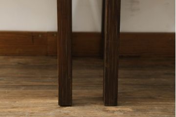 中古　伝統工芸　軽井沢彫り　和モダンな佇まいが魅力のアームチェア2脚セット(板座チェア、ダイニングチェア、椅子、イス)(R-069001)