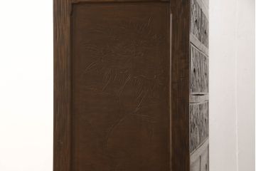 中古　美品　伝統工芸　軽井沢彫り　大胆な牡丹の彫刻が美しい衣装盆付き和タンス(衣装箪笥、引き出し、チェスト、着物箪笥、収納たんす)(R-069004)