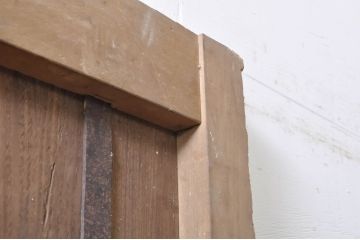 アンティーク建具　栗材　ヒノキ材　裏側の鉄格子が厳格な印象を与える蔵戸1枚(引き戸、玄関戸)(R-069020)
