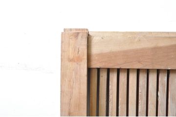 アンティーク建具　総欅(ケヤキ)材　新潟産　框組の腰板が魅力の格子蔵戸1枚(引き戸、玄関戸)(R-069021)
