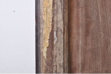 アンティーク建具　総欅(ケヤキ)材　新潟産　経年を感じさせる木味が魅力な一枚板の蔵戸1枚(引き戸、玄関戸)(R-069022)