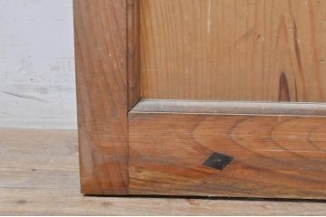 アンティーク建具　総欅(ケヤキ)材　枠欅(ケヤキ)材、板ヒノキ材　落ち着いた和の雰囲気を醸し出す蔵戸1枚(引き戸、玄関戸)(R-069023)