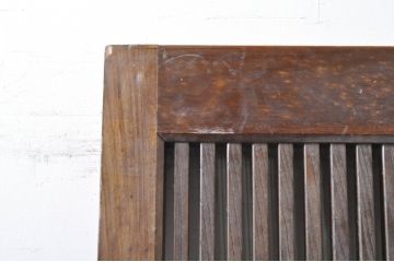 アンティーク建具　栗材　檜(ヒノキ)材　和の空間を高めるシンプルな格子蔵戸1枚(格子戸、玄関戸、引き戸)(R-069025)