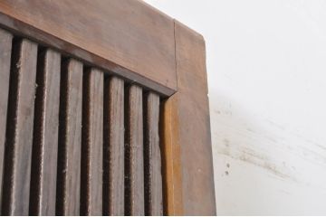 アンティーク建具　栗材　檜(ヒノキ)材　和の空間を高めるシンプルな格子蔵戸1枚(格子戸、玄関戸、引き戸)(R-069025)