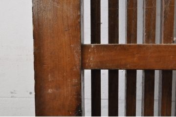 アンティーク建具　栗材　檜(ヒノキ)材　和の空間を高めるシンプルな格子蔵戸1枚(格子戸、玄関戸、引き戸)(R-069025)