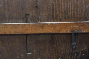 アンティーク建具　栗材　檜(ヒノキ)材　和の空間を高めるシンプルな格子蔵戸1枚(格子戸、玄関戸、引き戸)(R-069025)