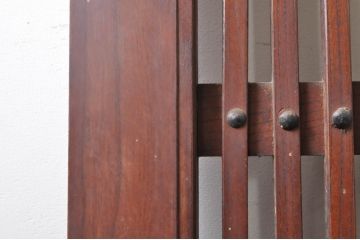 アンティーク建具　特大!!　総欅(ケヤキ)材　漆塗りが美しい格子蔵戸1枚(引き戸、格子戸、玄関戸)(R-069027)